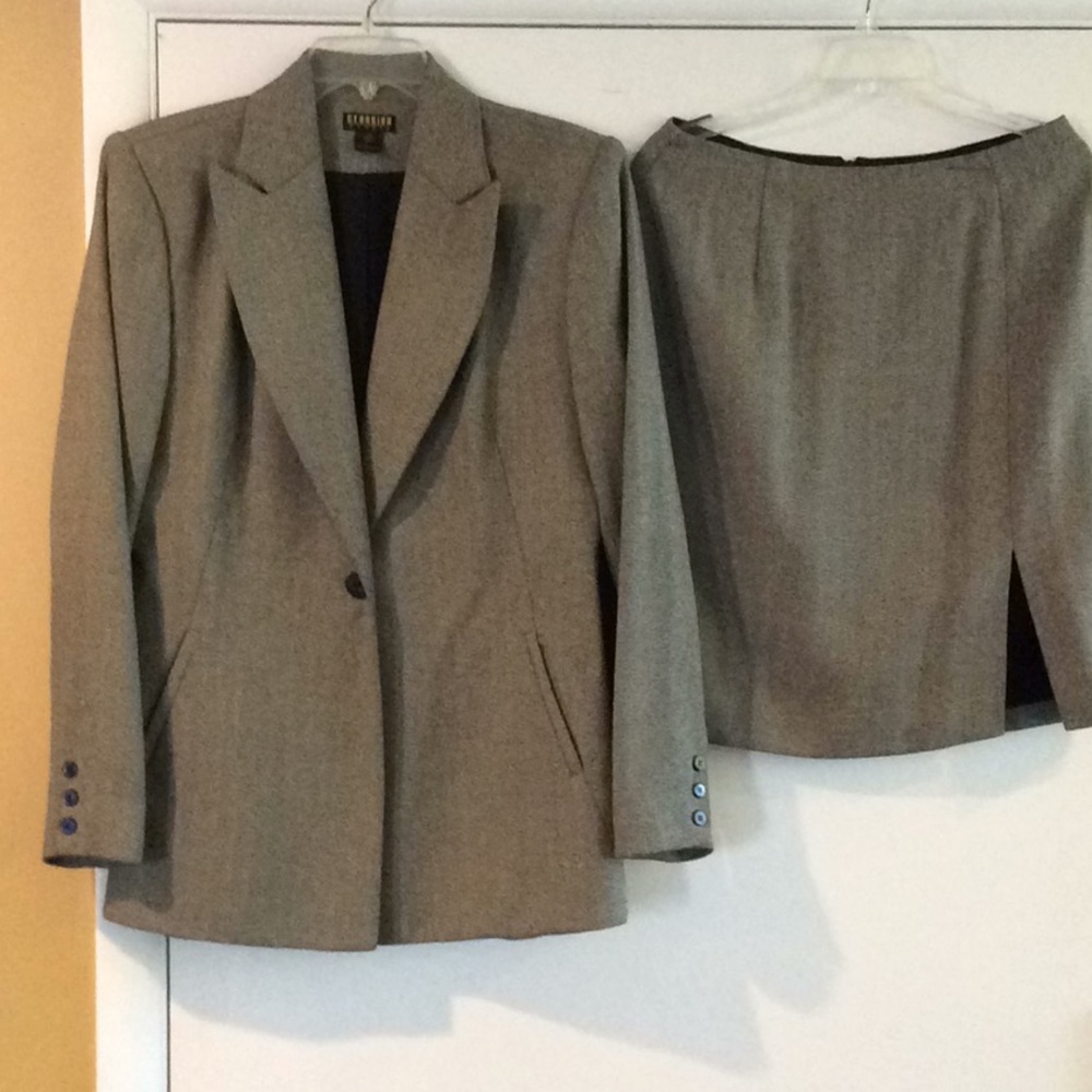 2 piece suit